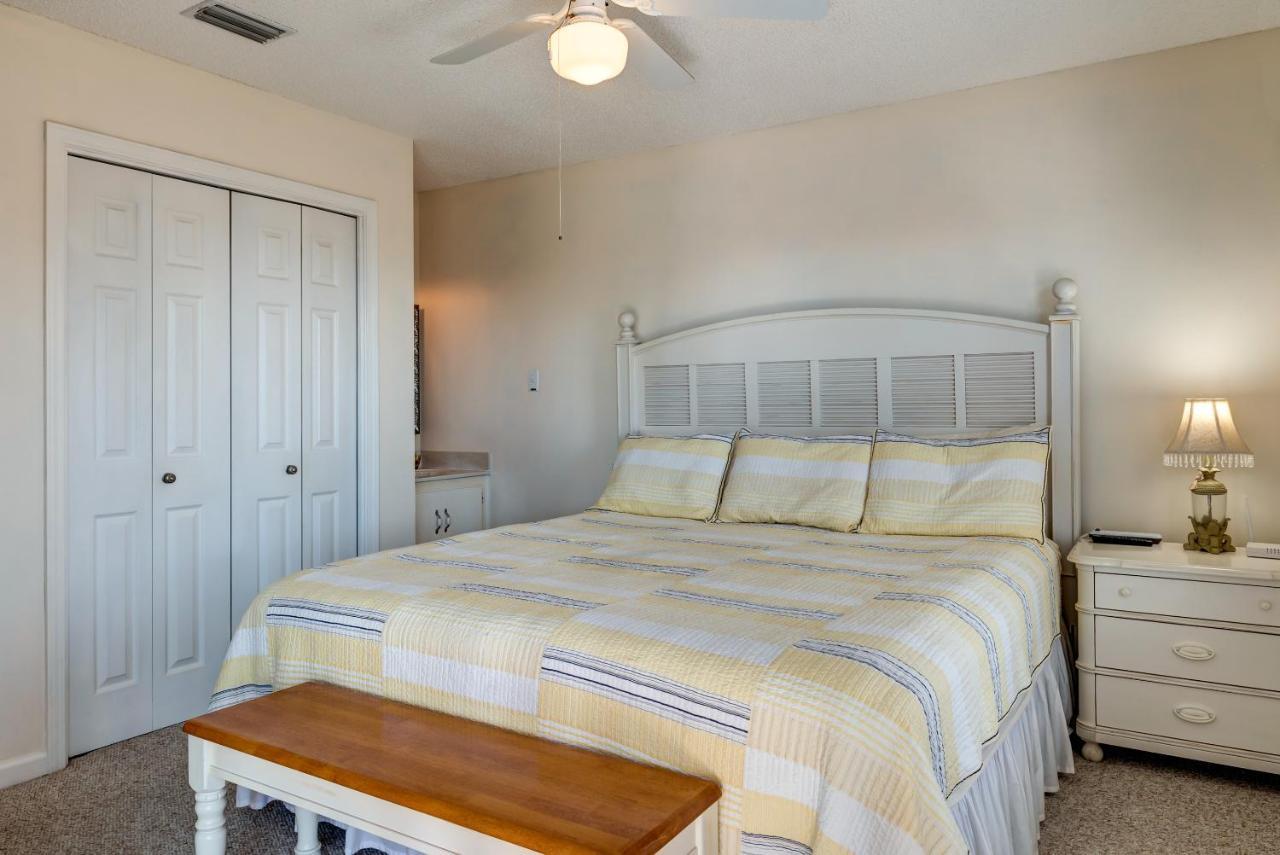 Waters Edge - Private Dock! Only Two Blocks From The Bay Or The Gulf! Plenty Of Parking For Cars Or Boats Home Dauphin Island Eksteriør billede