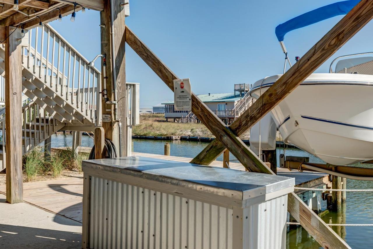 Waters Edge - Private Dock! Only Two Blocks From The Bay Or The Gulf! Plenty Of Parking For Cars Or Boats Home Dauphin Island Eksteriør billede